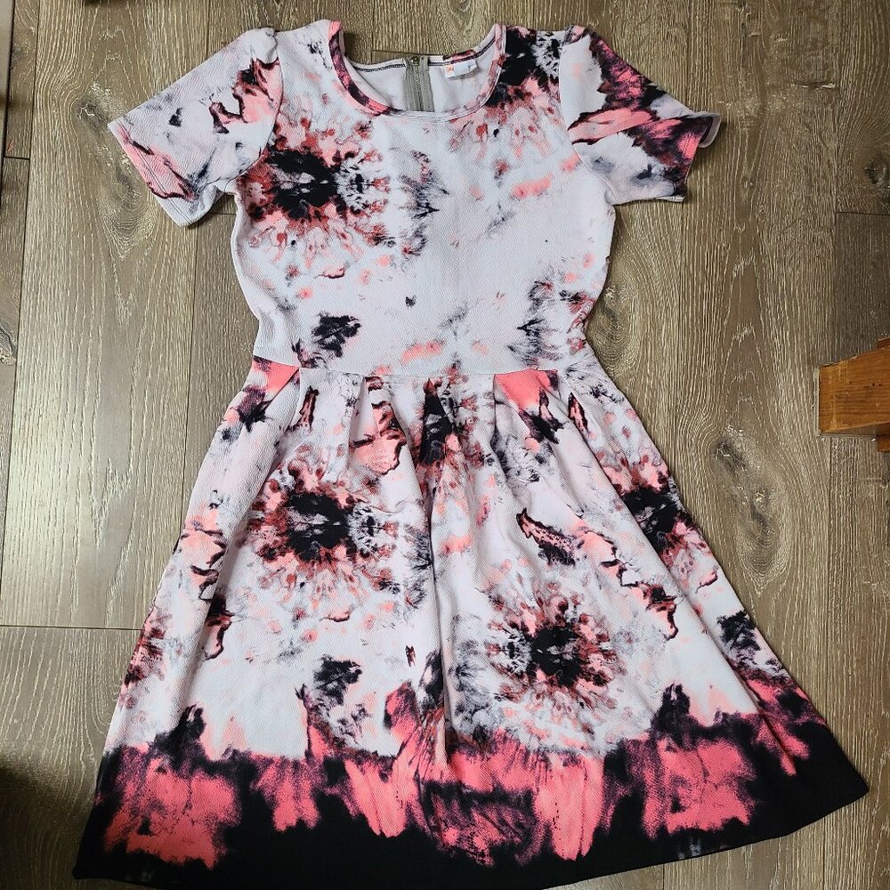 RARE Pink and Black Tie Dye Dress - Lularoe Amelia UNICORN!